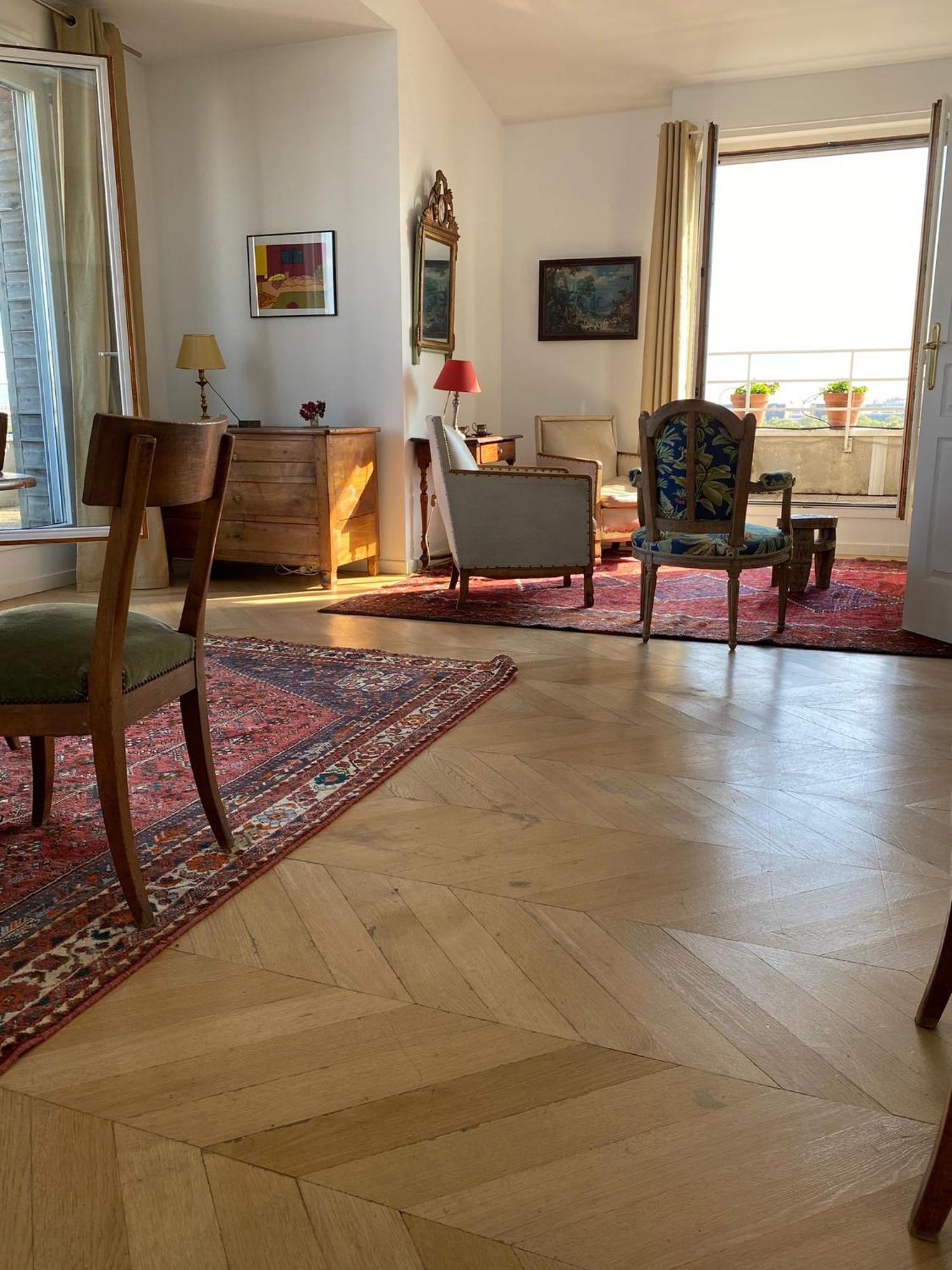 Apartment Trois Pieces Sur Parc De La Terrasse Et Vues Paris